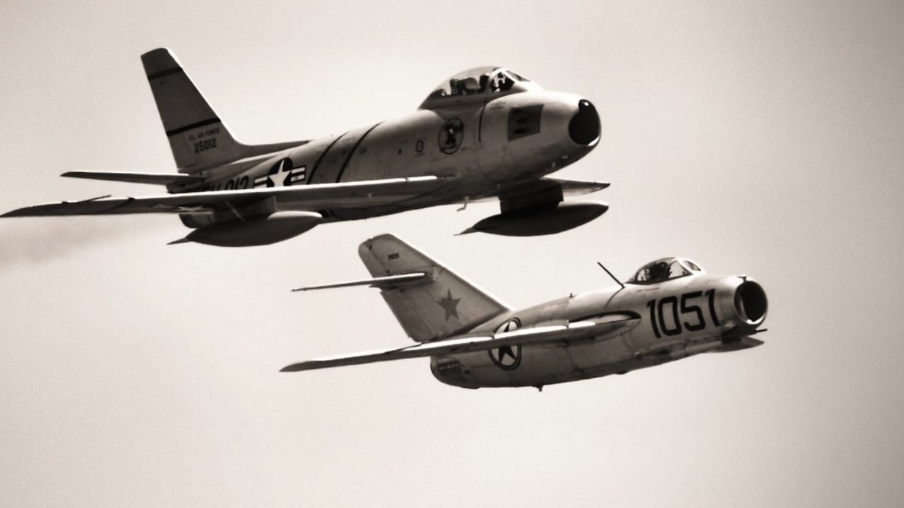 F86 & Mig 15 - Chino Airshow 2014
