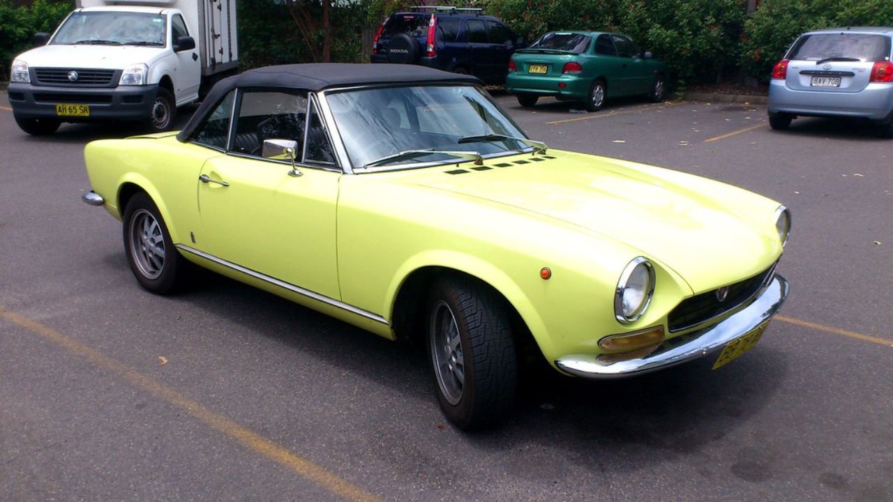 Fiat 124 Spider