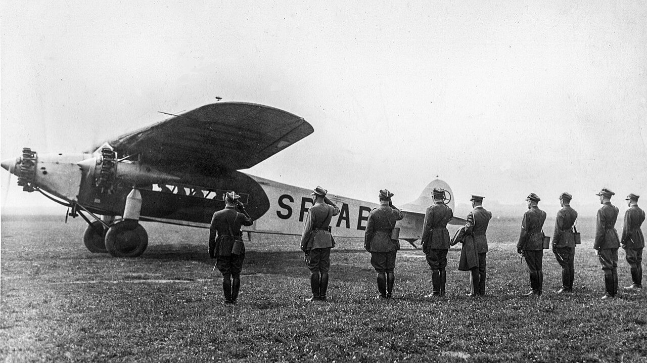 The Fokker Tri-Motor that carried a nation