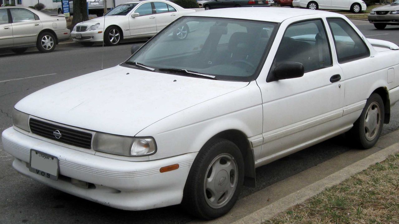 1991-1994 Nissan Sentra SE-R photographed in Silver Spring, Maryland, USA.