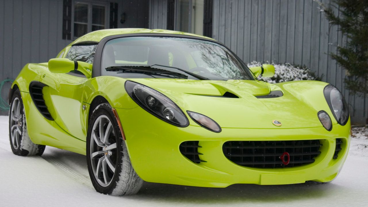 Snowy Lotus Elise 3