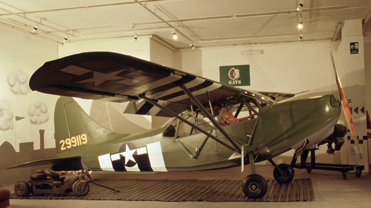 Stinson’s L-5 Sentinel