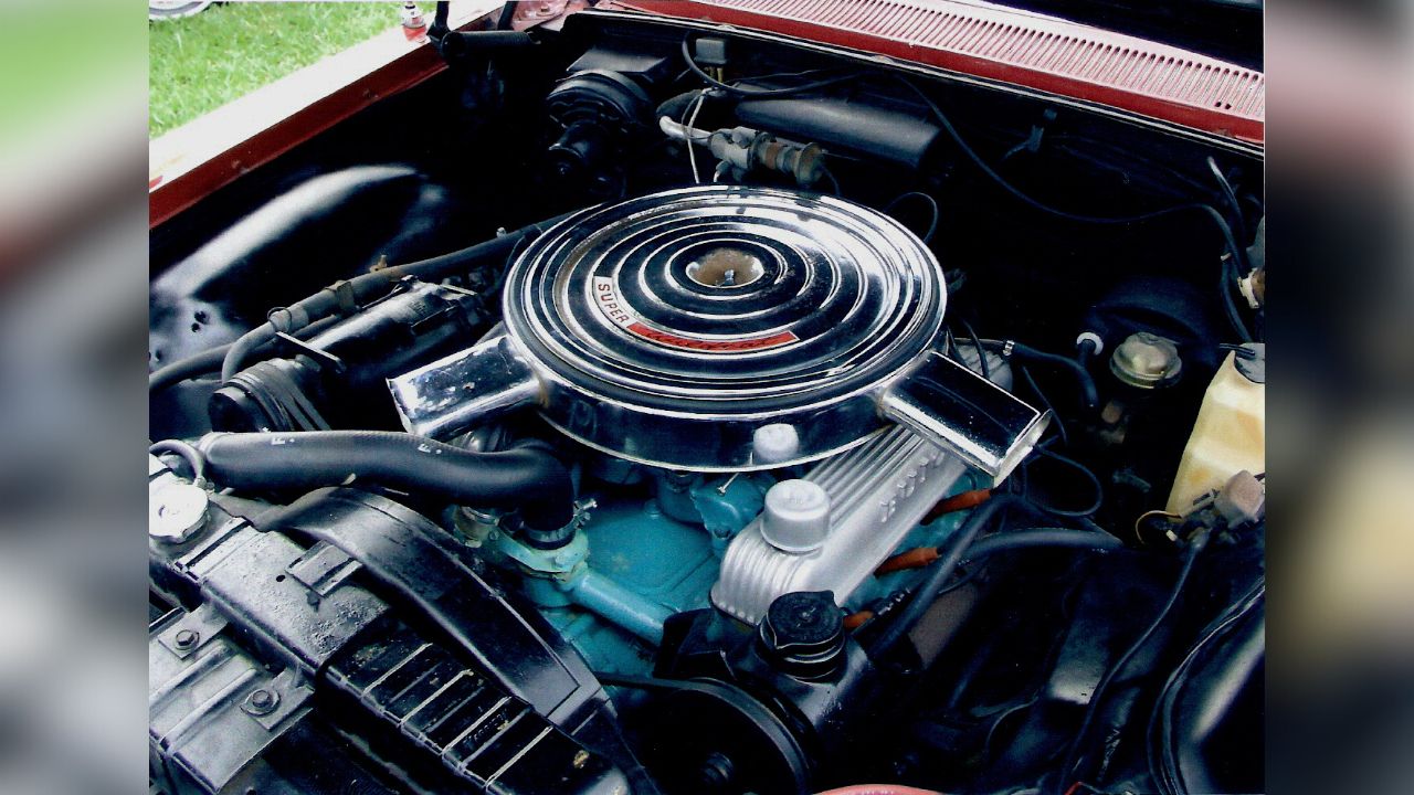 Super Wildcat 425 cu in (7.0 L) 390 hp (291 kW) engine