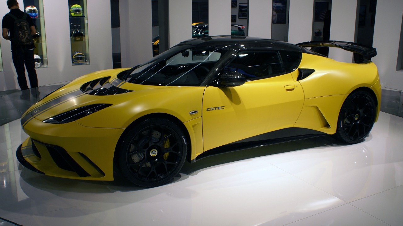 Sports cars that no one’s buying