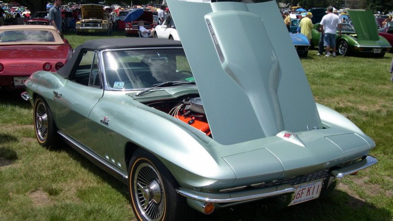 Image Credit: Stephen Foskett (Wikipedia User: sfoskett) - CC BY-SA 3.0/Wiki Commons