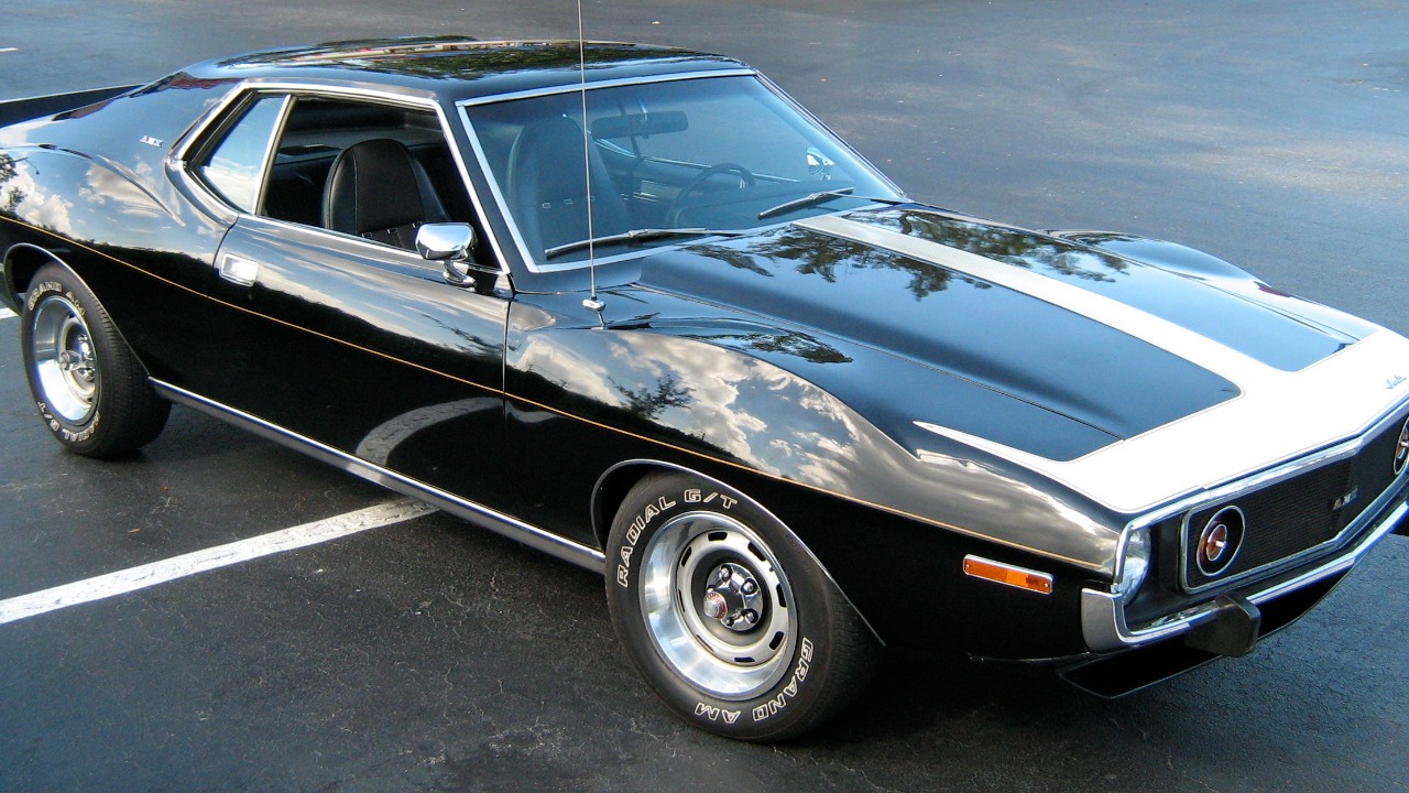 Image Credit: CZmarlin  — Christopher Ziemnowicz, releases all rights but a photo credit would be appreciated if this image is used anywhere other than Wikipedia. Please leave a note at Wikipedia here. Thank you! - Public domain/Wiki Commons