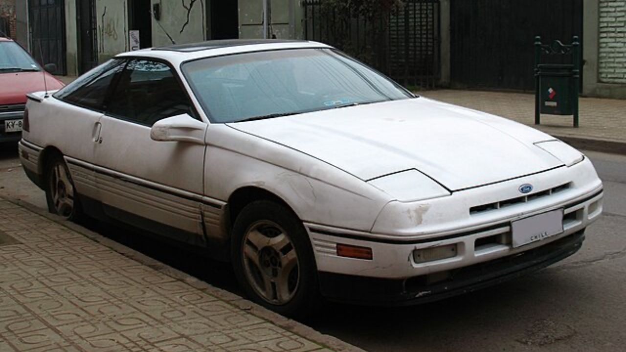 order_242 from Chile, CC BY-SA 2.0, via Wikimedia Commons
