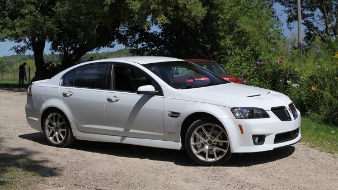 2009 Pontiac G8 GXP 01
