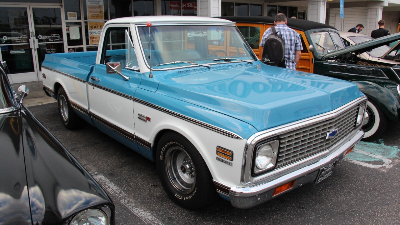 When Chevy built the C10 Cheyenne Super (And current collector values)