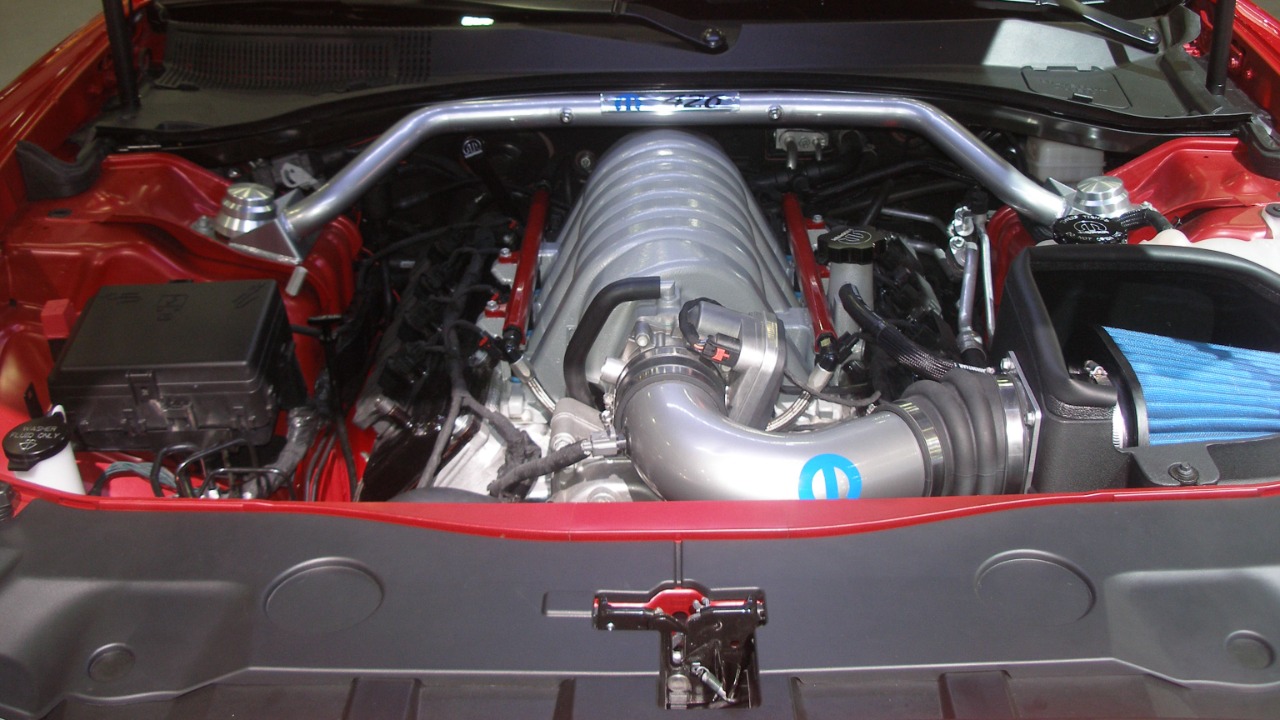 7 Mopar Engines That Should Make a Comeback