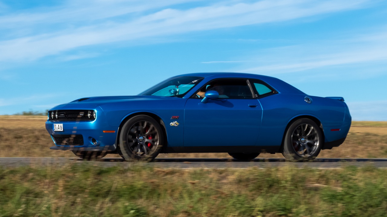 Dodge Challenger SRT Hellcat 2015