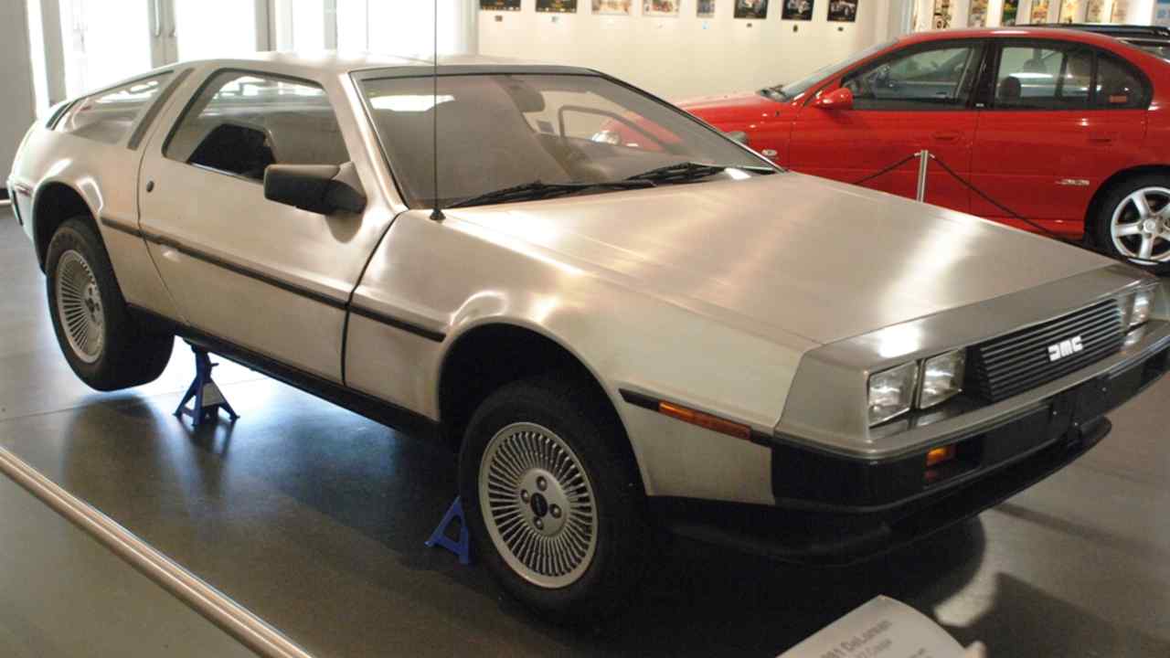 DeLorean DMC 12 1981