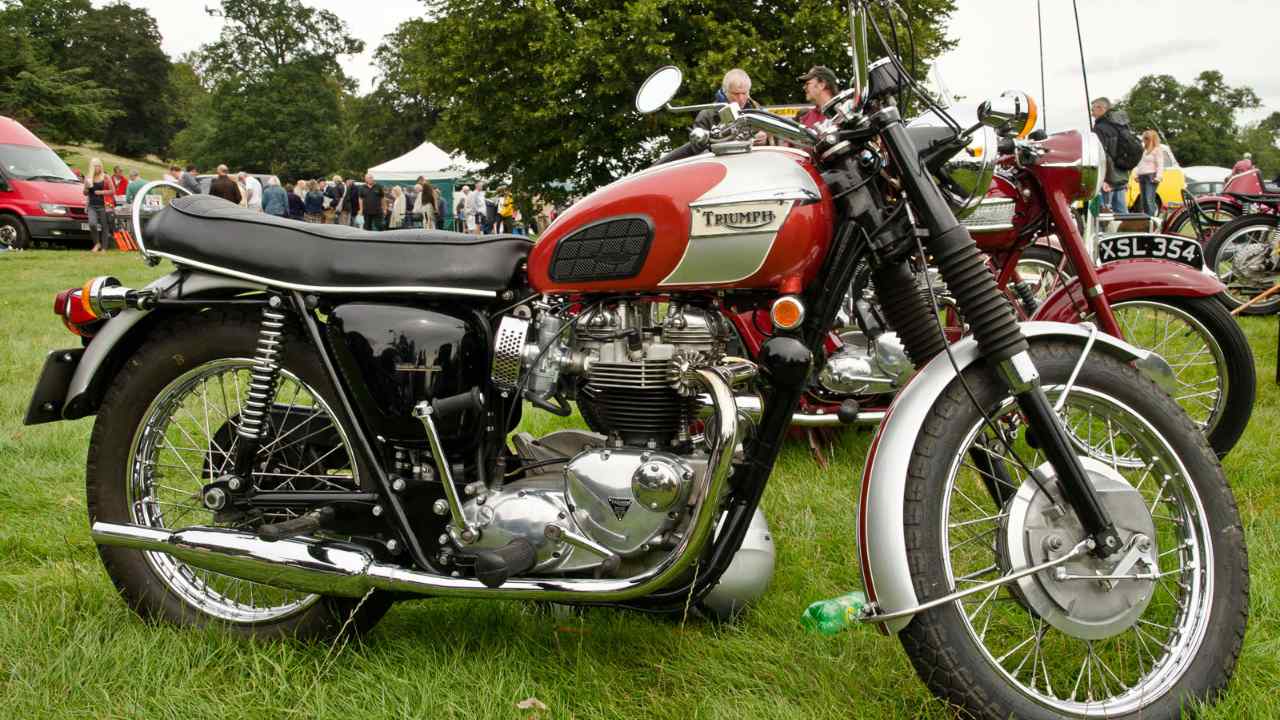 6 Classic motorcycles that outperformed their era