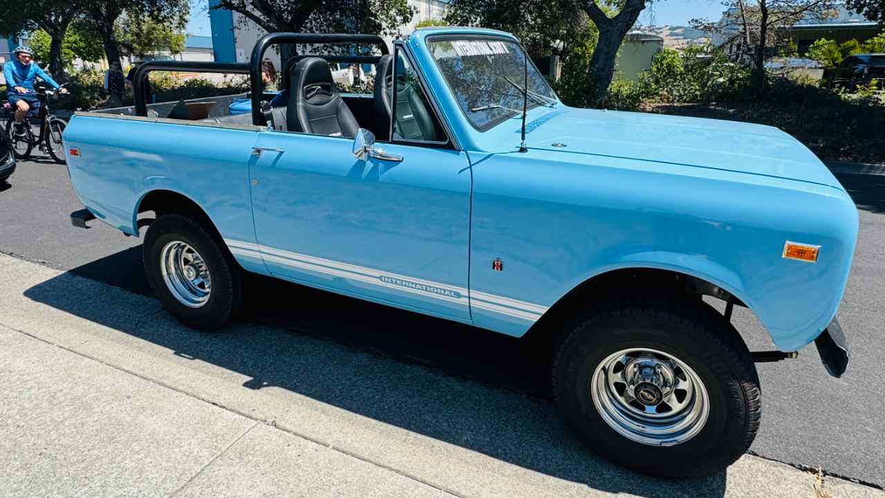 8 Old-School SUVs that can outwheel modern rigs