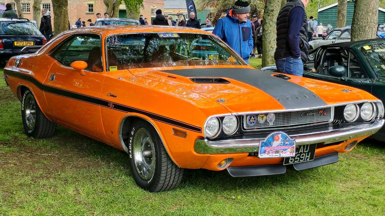 Dodge Challenger