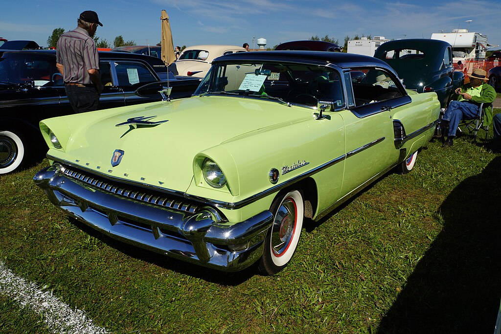 How the 1955 Packard 400 tried to revive the brand