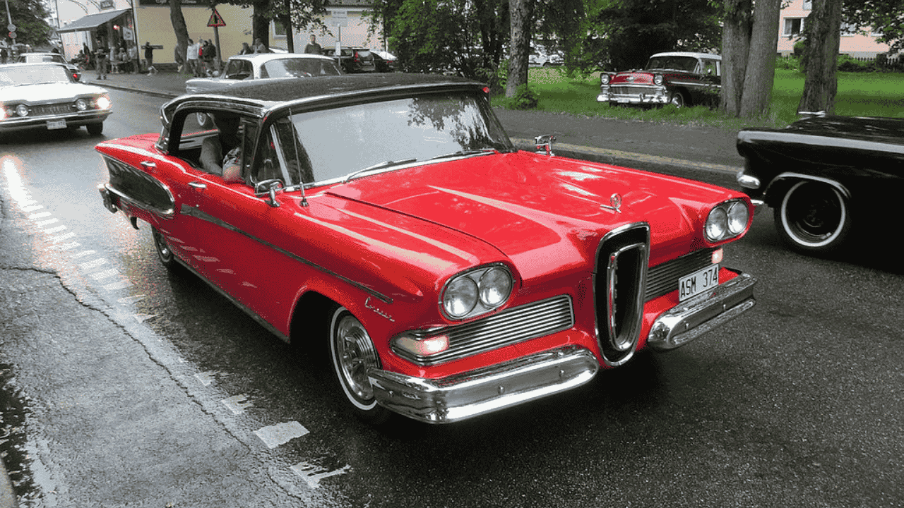 1024px-Edsel_Corsair_1958_-_Falköping_cruising_2014_-_6967