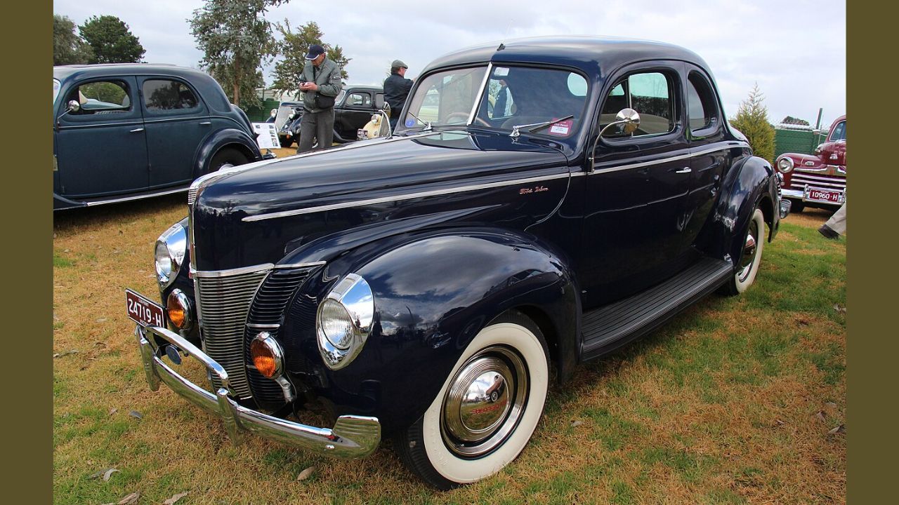 1940 Ford Deluxe Coupe