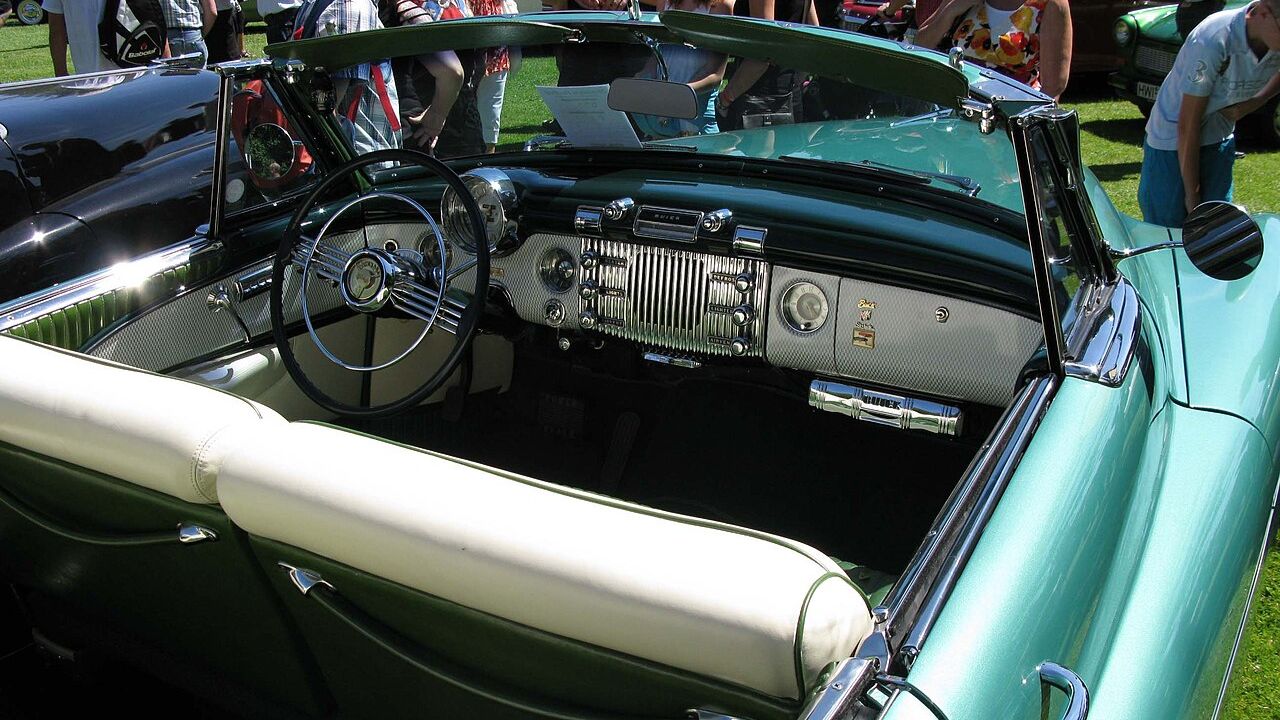 1953 Buick Skylark dash