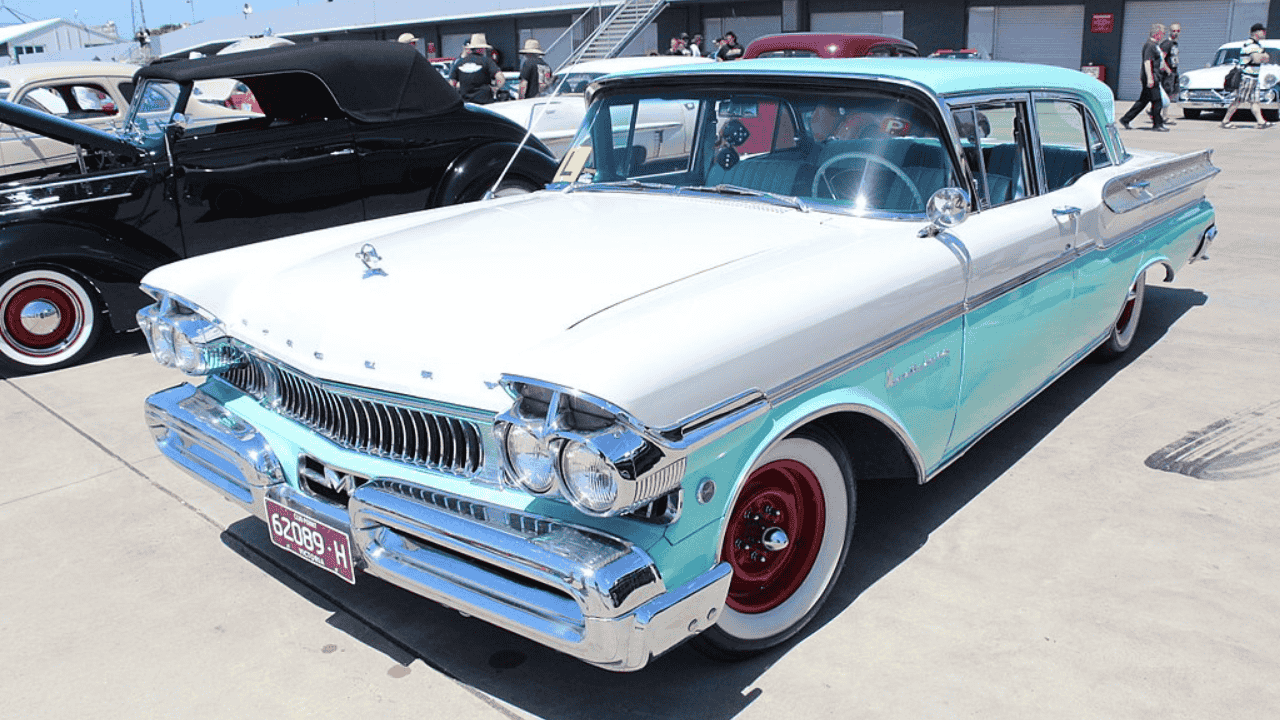 1953-Cadillac-Series-62