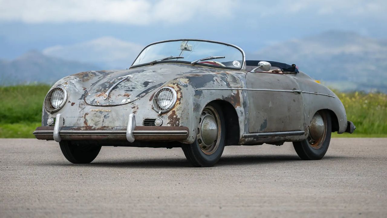 Rare barn find 1955 Porsche 356 Speedster in Photos