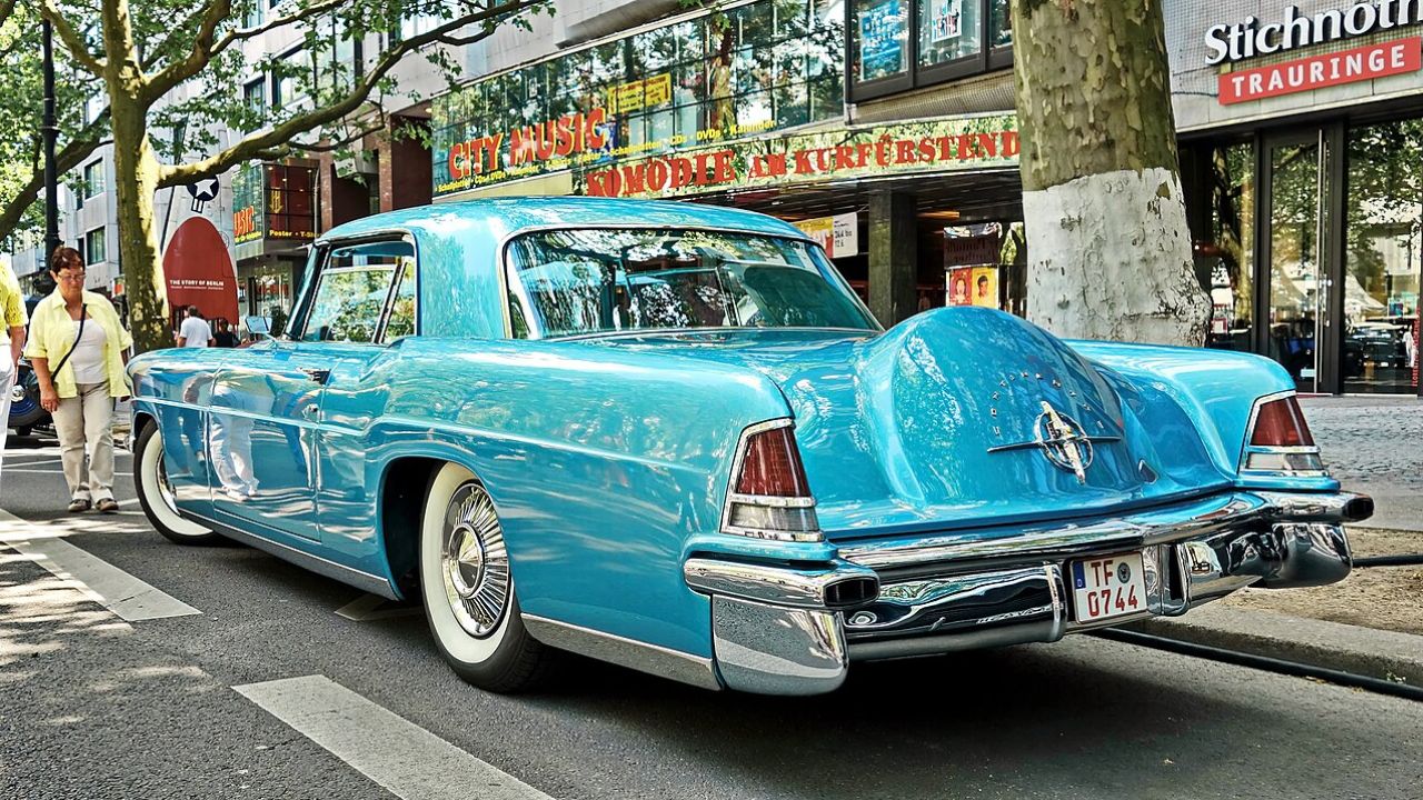 1956 Lincoln Continental 