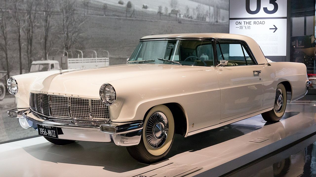 Lincoln Continental Mk II