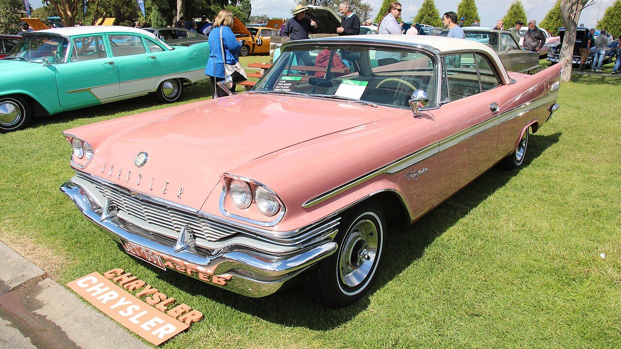 1957 Chrysler New Yorker 2 door Hardtop