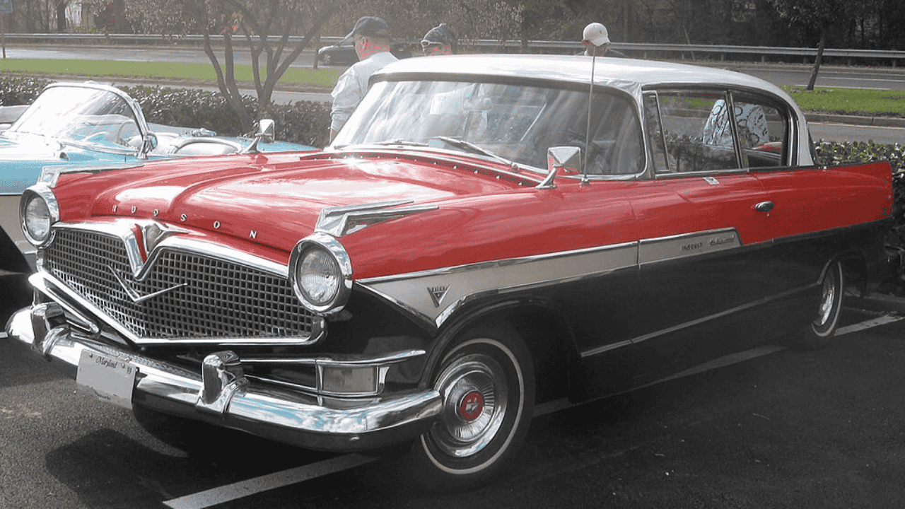 1957 Hudson Hornet Hollywood