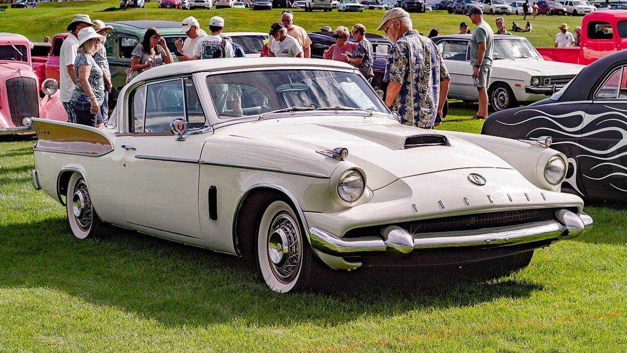 1958 Packard Hawk