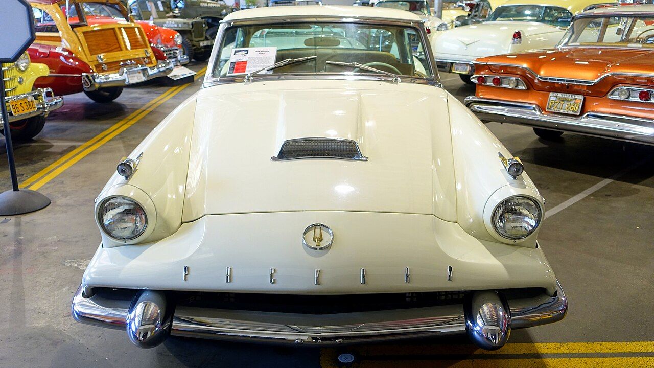 1958 Packard Hawk