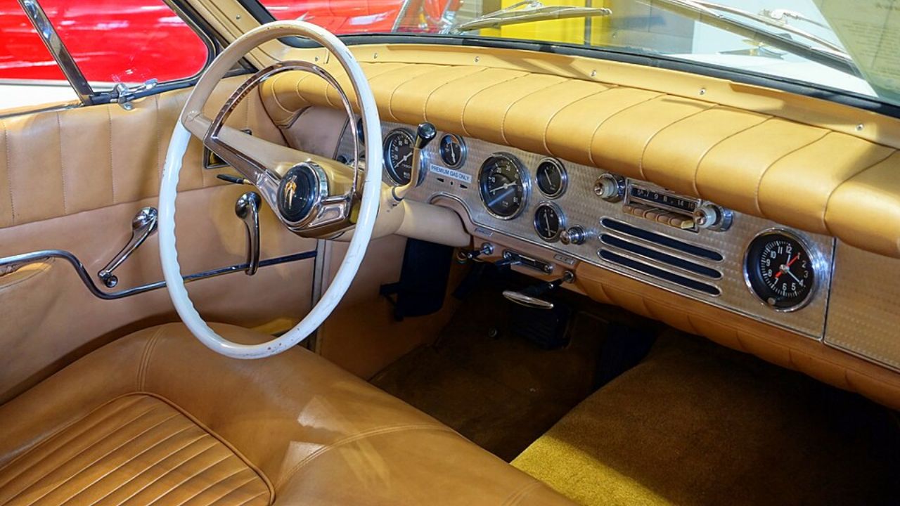 1958 Packard Hawk