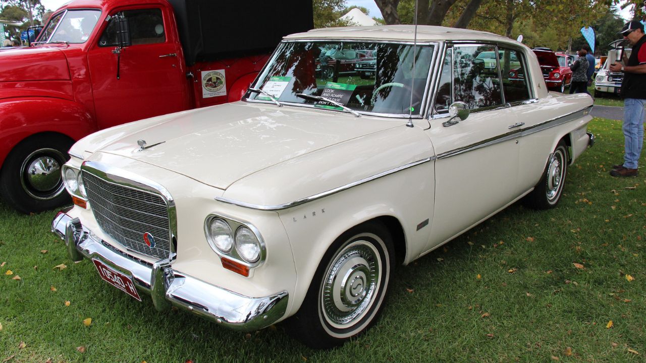 1963 Studebaker Lark R2