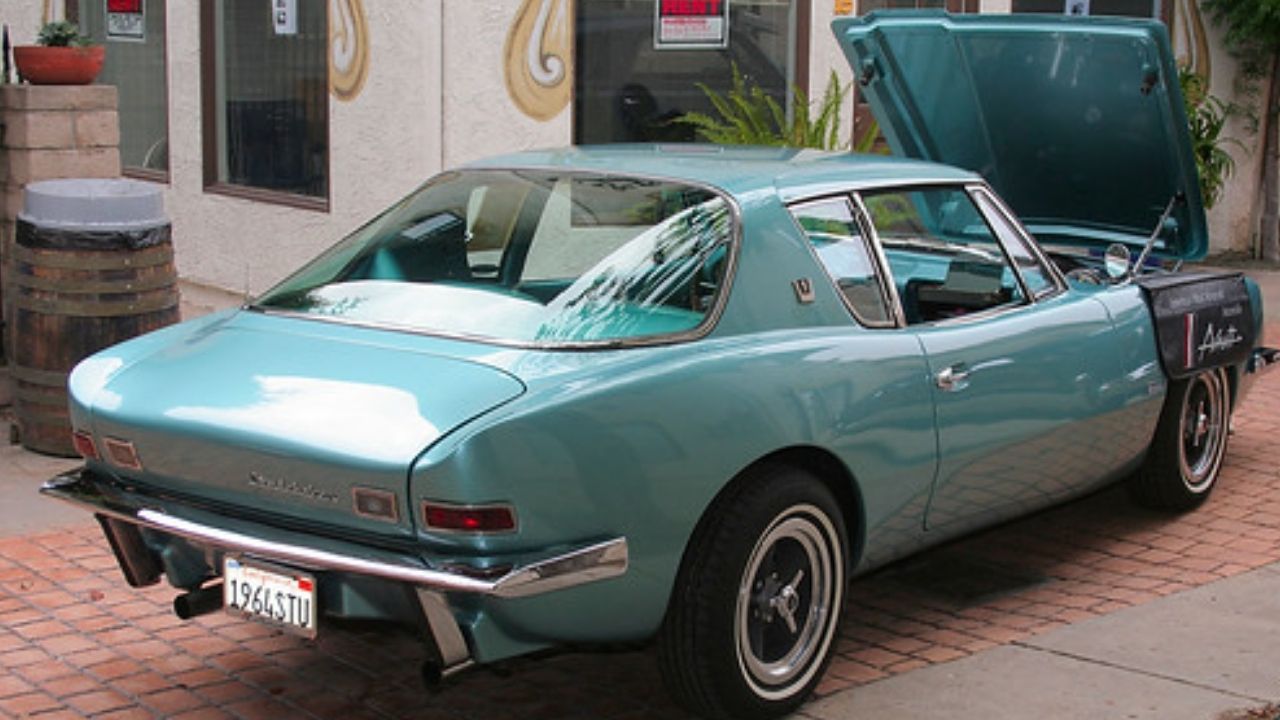 1964 Studebaker Avanti (10)