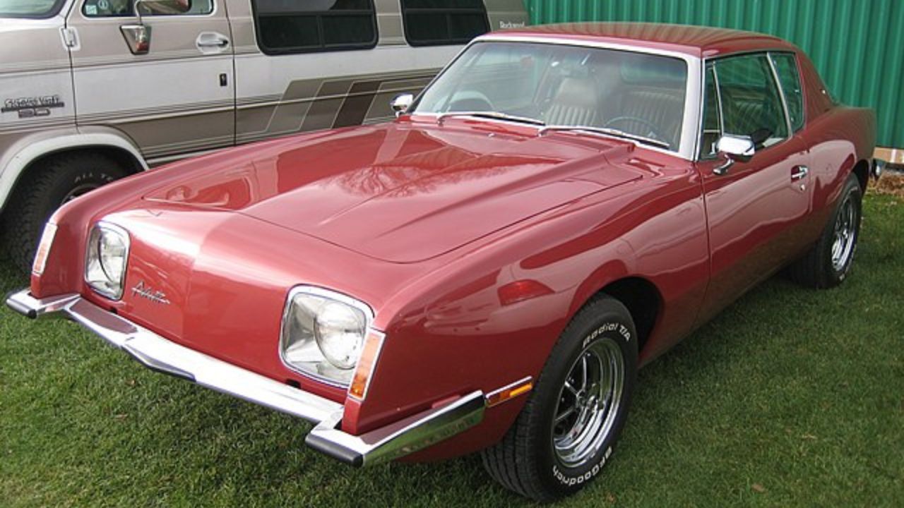 1964 Studebaker Avanti (3)