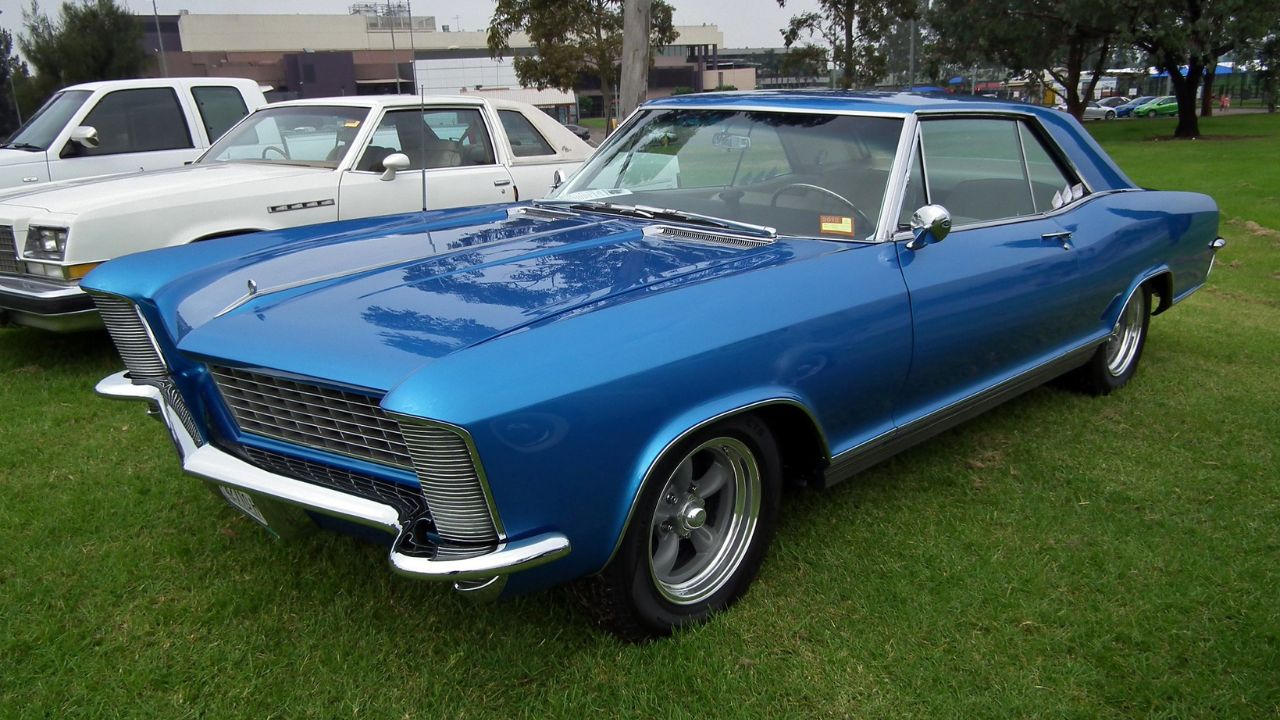 1965 Buick Riviera GS