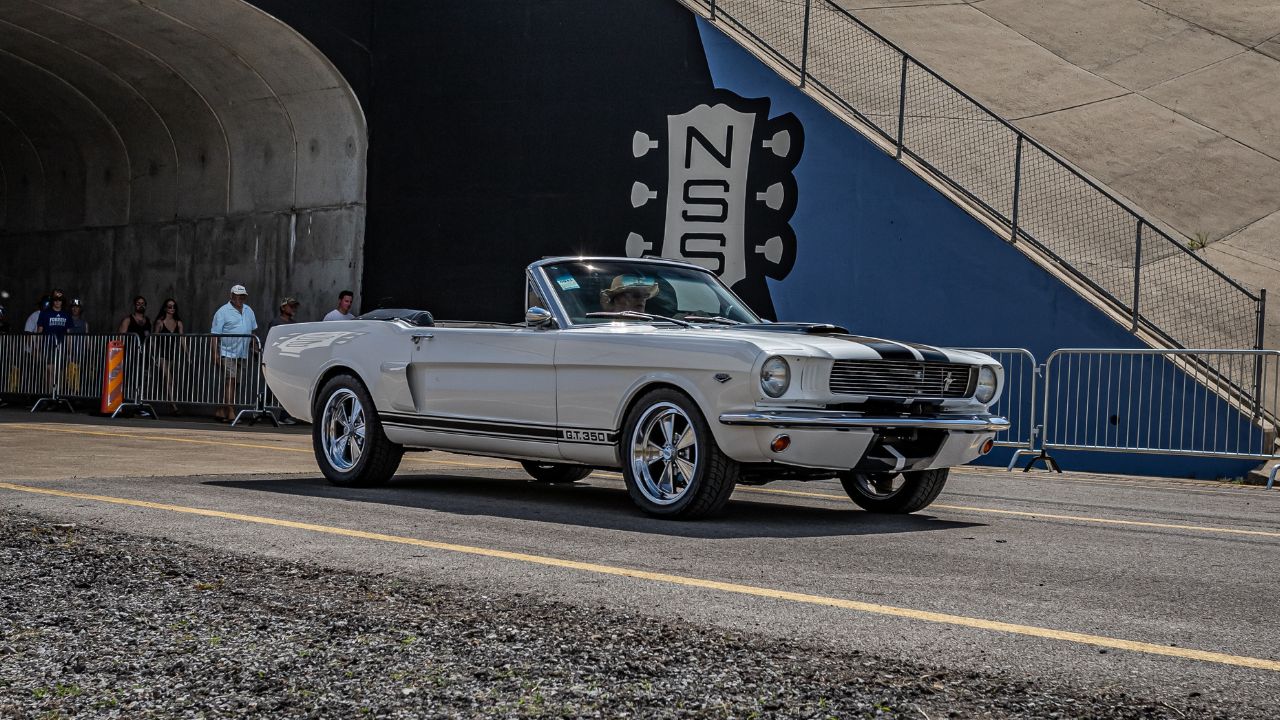 7 Classic convertibles that are climbing in value