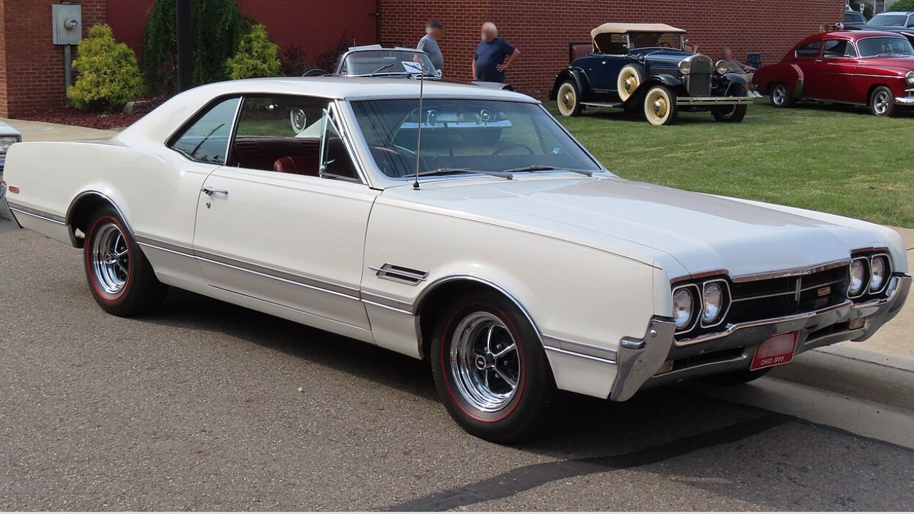 1966 Oldsmobile Cutlass 442