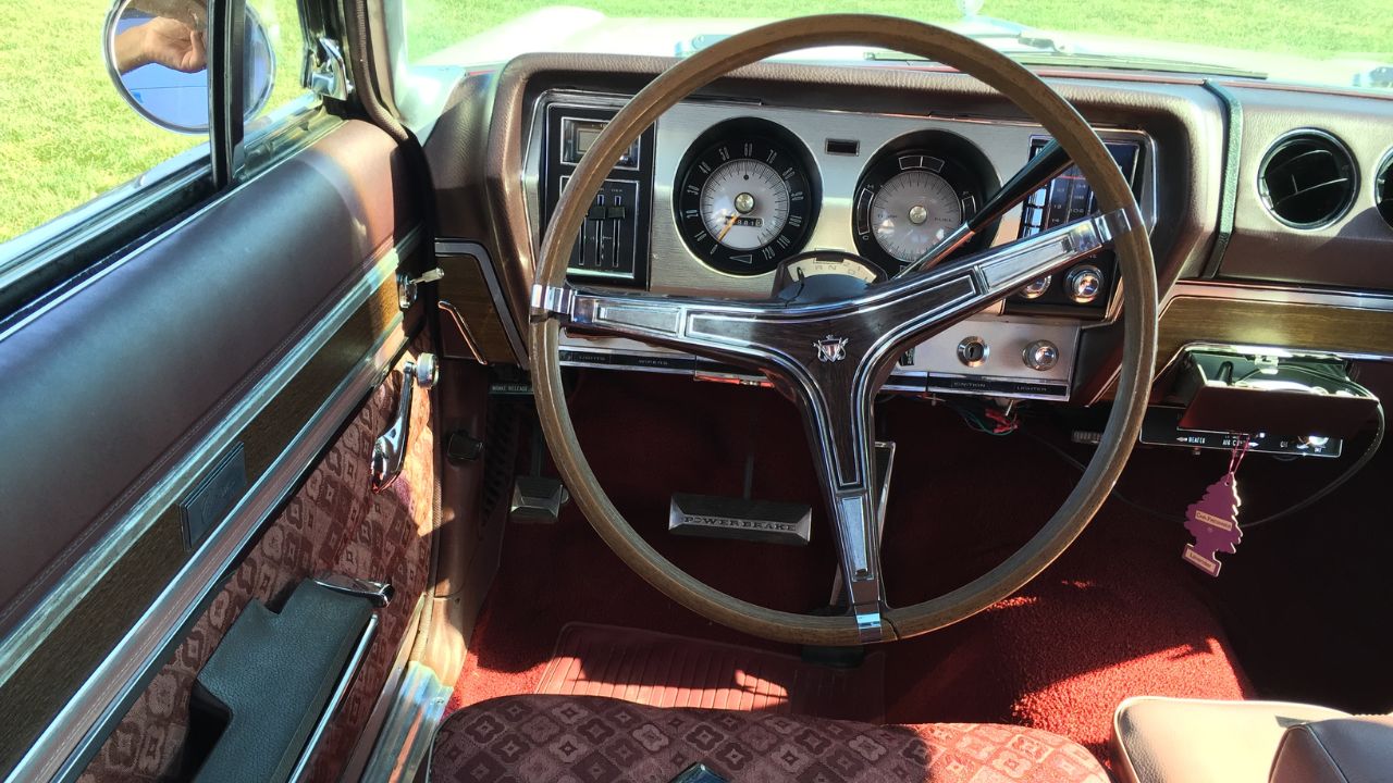 Why classic cars had giant steering wheels