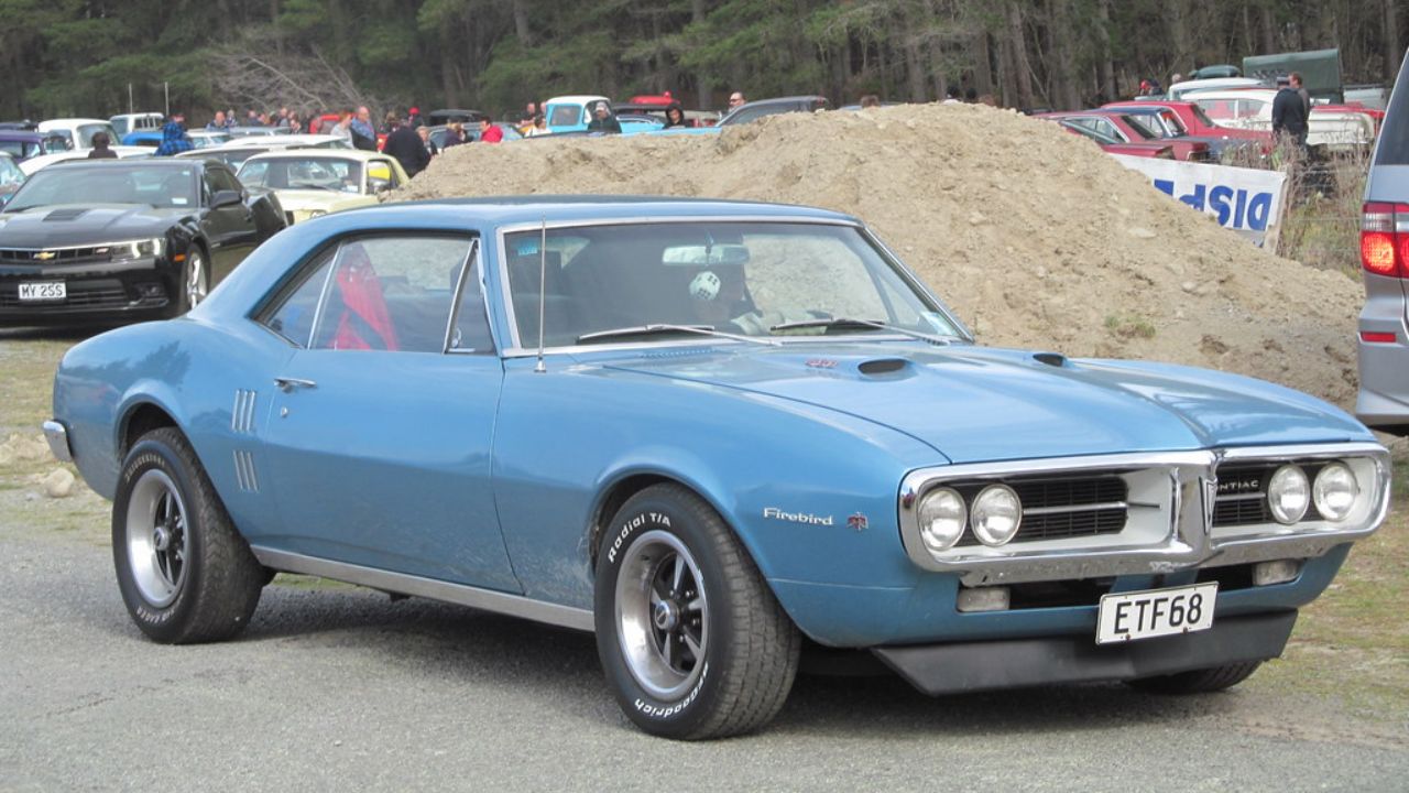 How the 1967 Firebird compared to the first-year Camaro