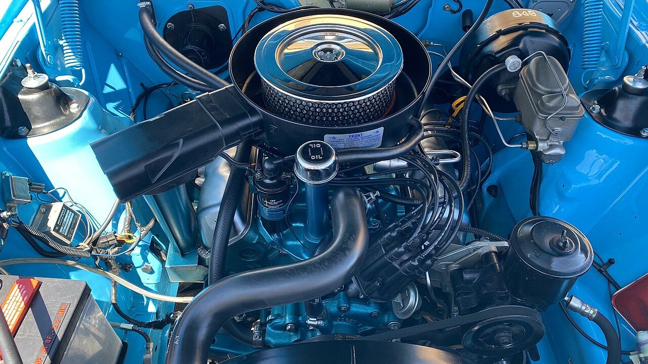 1970 AMC Javelin SST engine