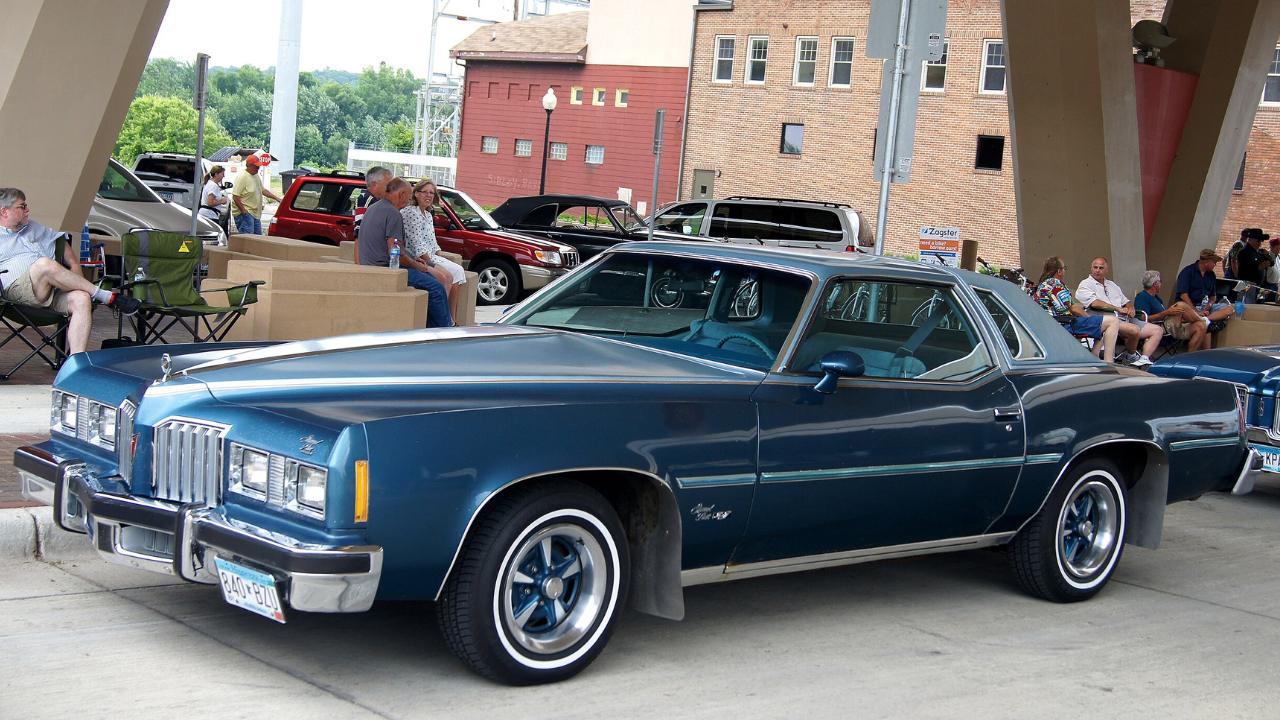 1977 Pontiac Grand Prix LJ
