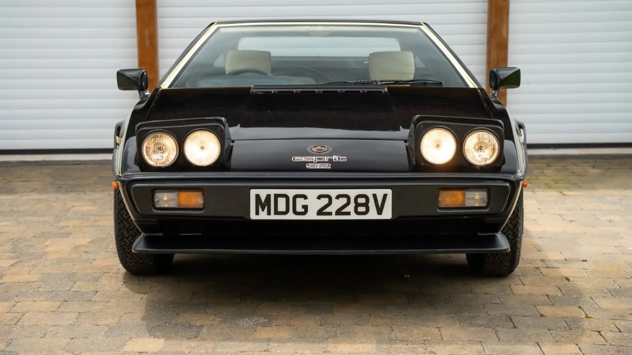 Pop-Up Headlights: Born of Style, Killed by Tech