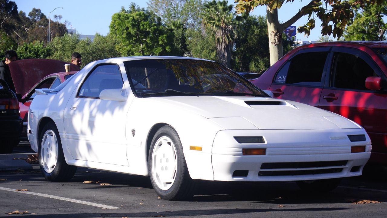 1985-1992 Mazda RX-7 FC