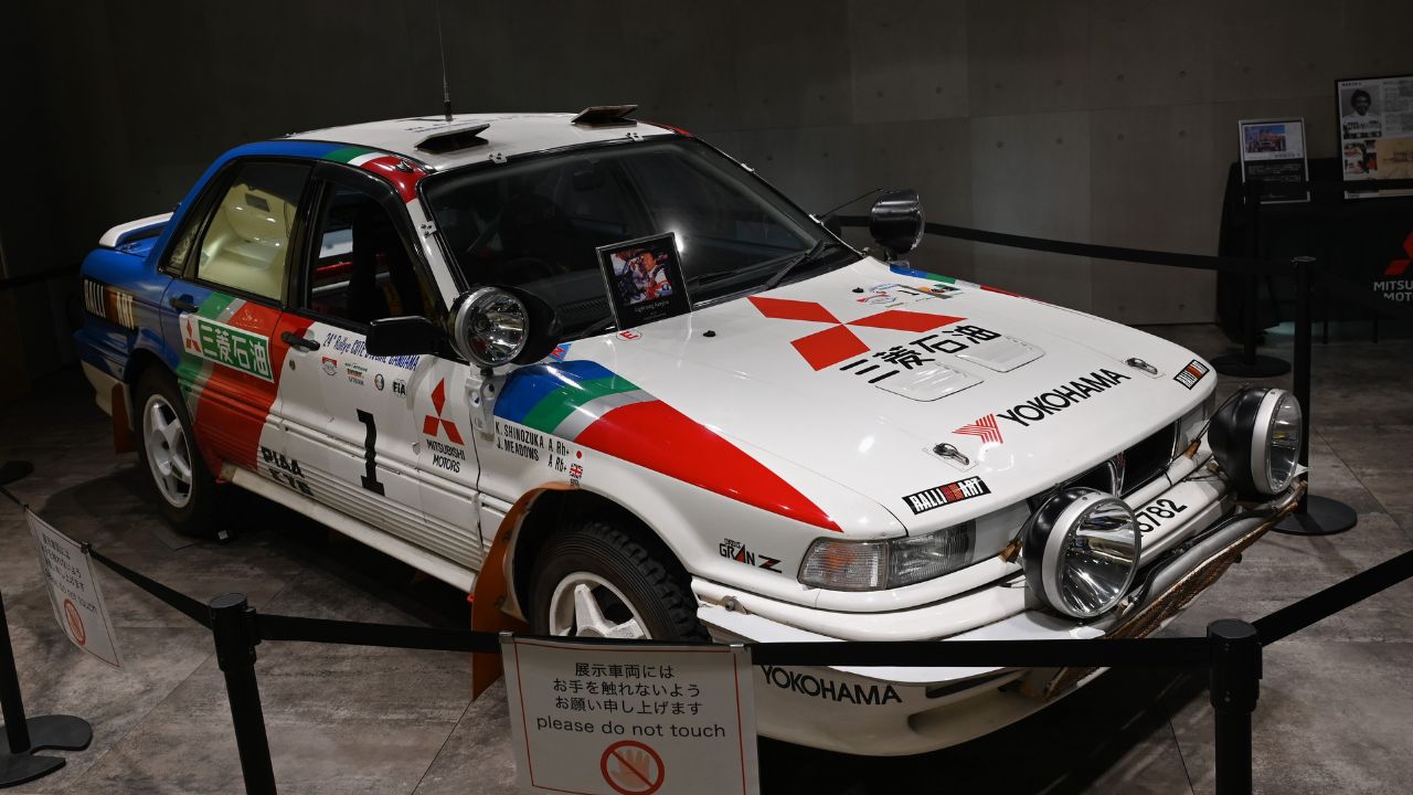 1992 Mitsubishi Galant VR-4 Shinozuka
