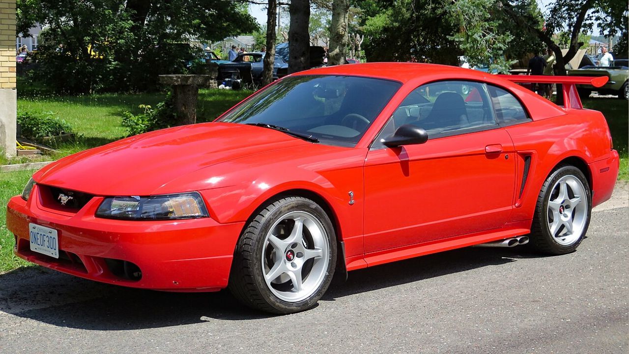 2000 Ford Mustang SVT Cobra R