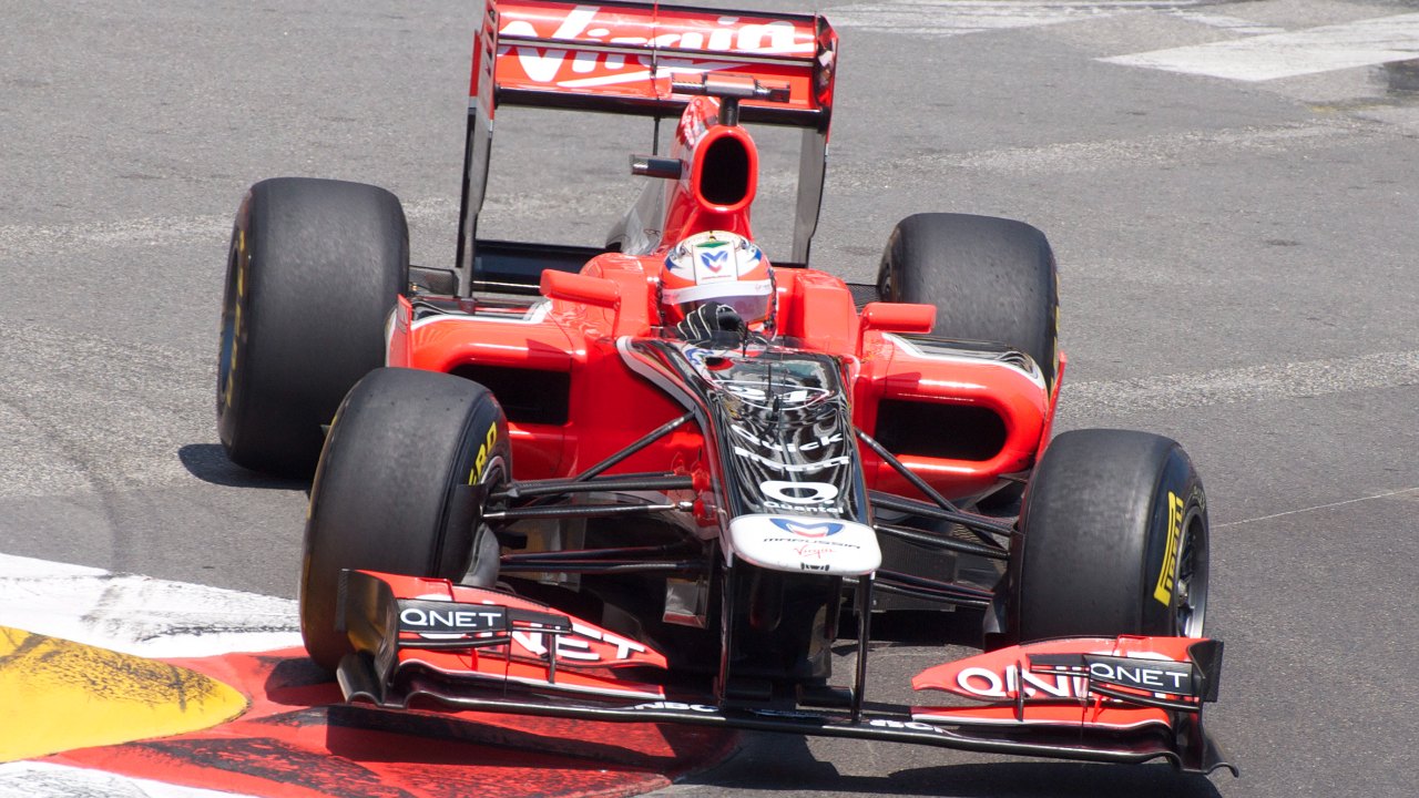 How teams use undercuts and overcuts in strategy