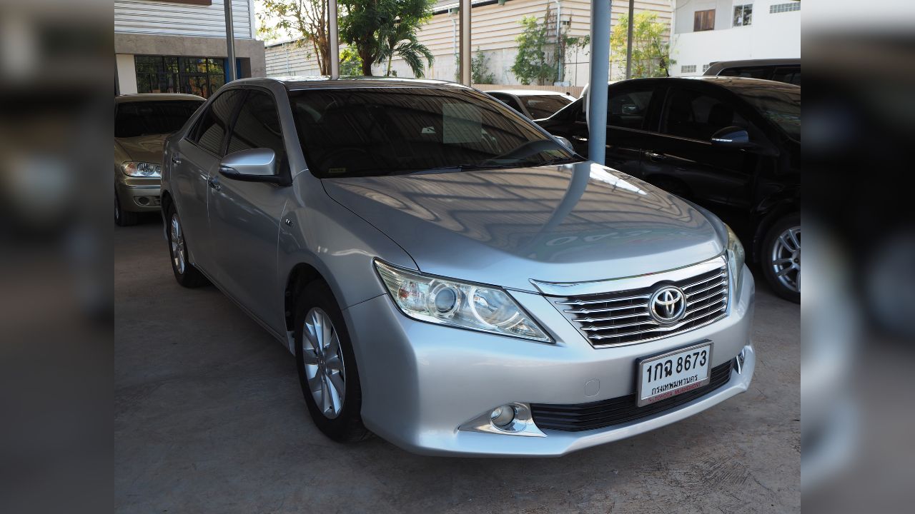 2012 Toyota Camry 2.0G