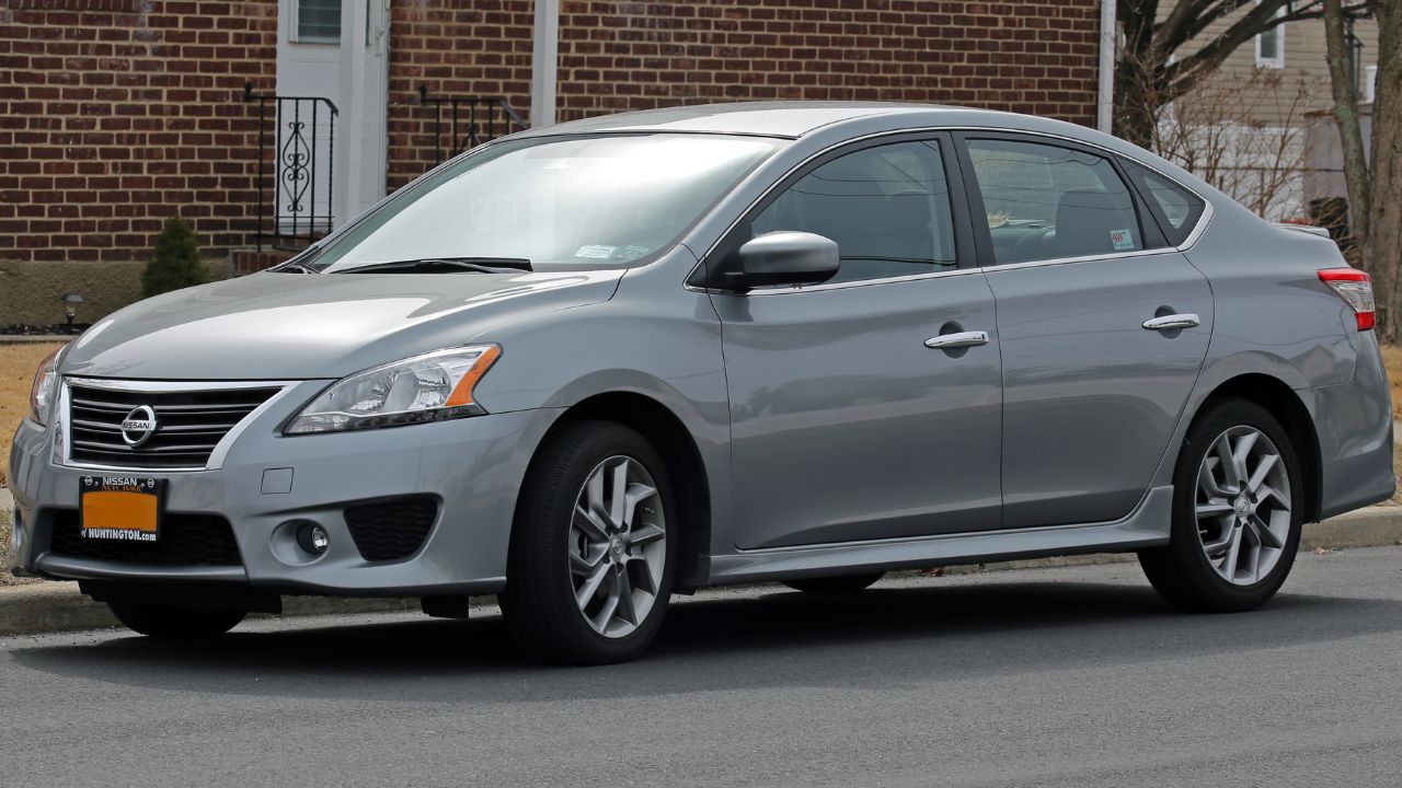 2013 Nissan Sentra SR front left