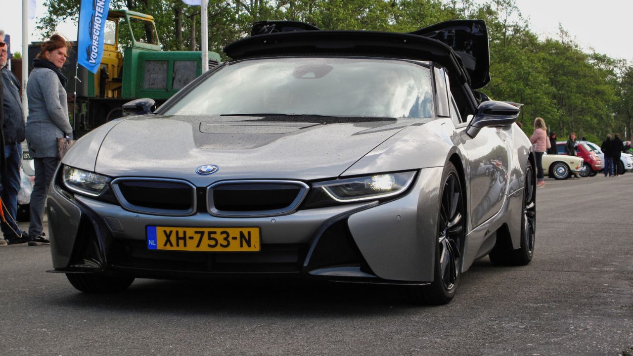 2019 BMW i8 Roadster